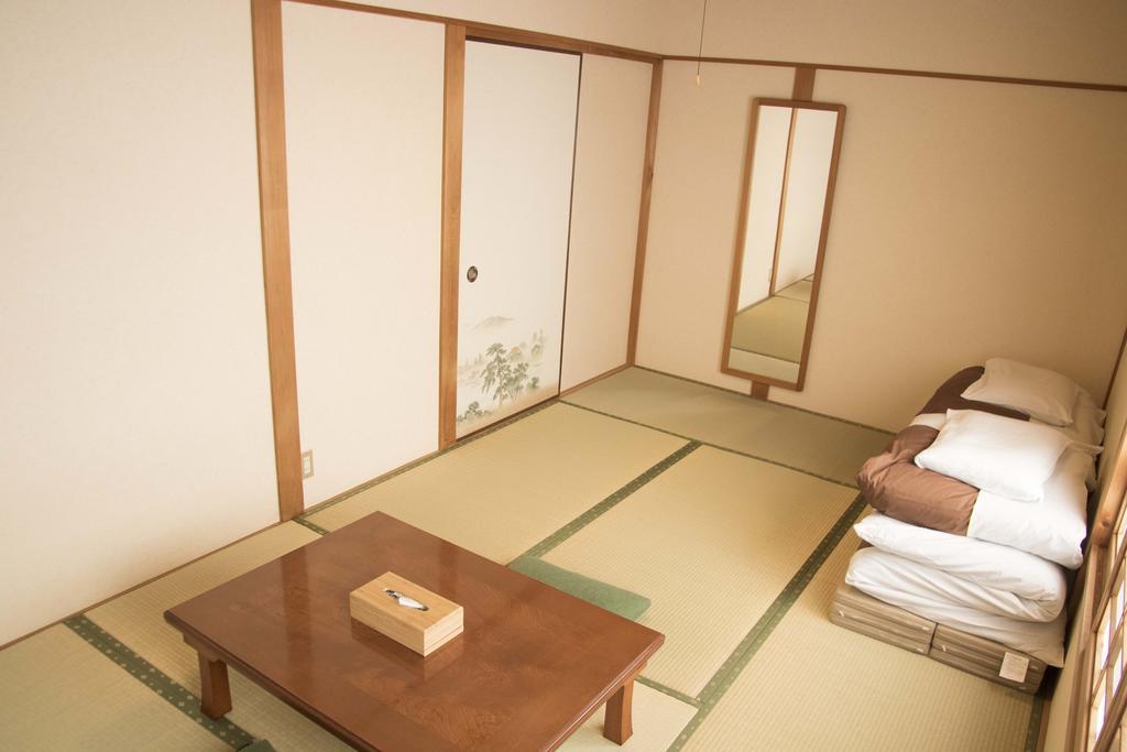 J-Hoppers Kumano Yunomine Guesthouse Хонгу Экстерьер фото